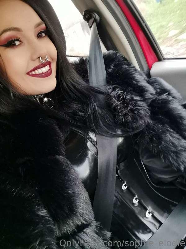 on the road and i give you a smile :)