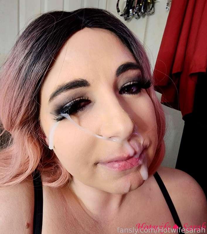 hotwifesarah image #2