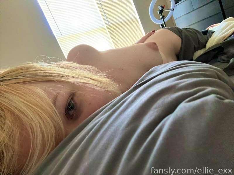 ellie_exx image #1
