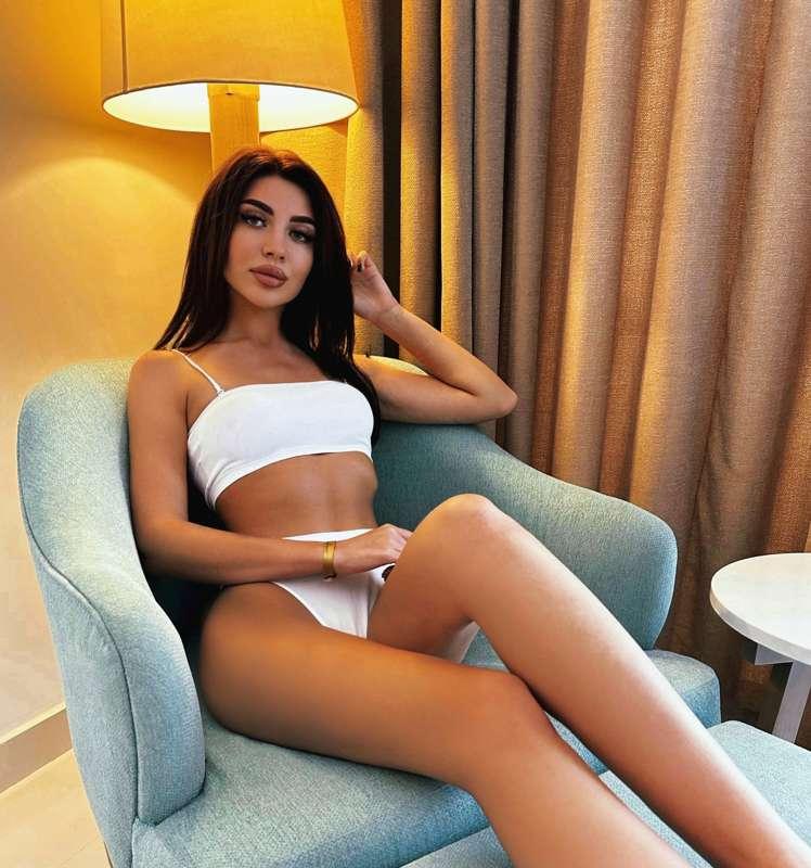 ## **Come to me, honey 🍯**