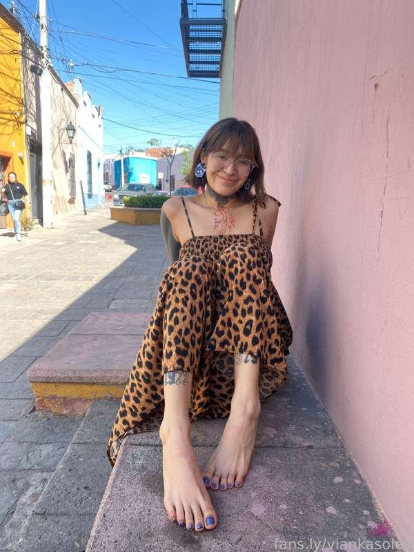 viankasoles image #3