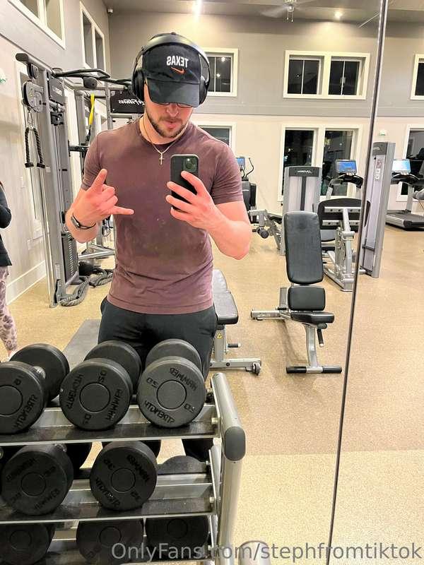 Gotta get bigger for Texas 💪
