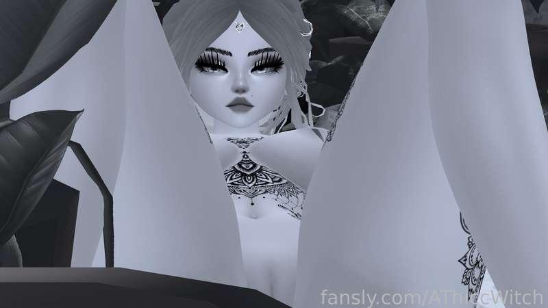 athiccwitch image #3