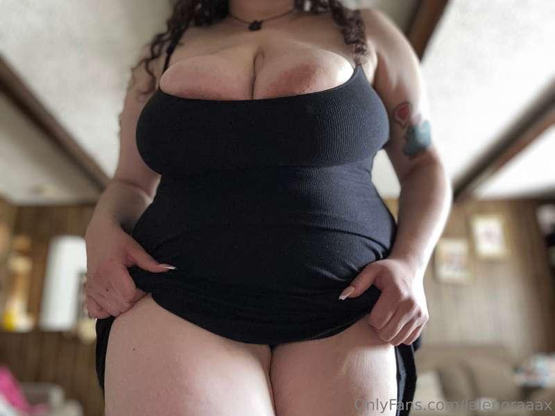 lalenoraaax image #0