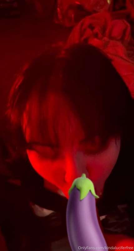Censored pics from the pics and videos on my main account, g..