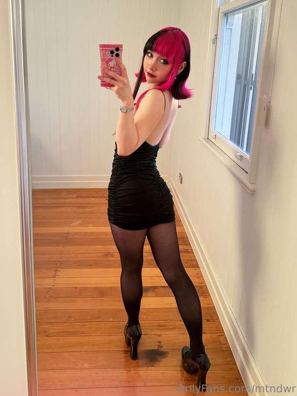 it's my bday!!!! :3here r my wishlists if you'd like to get ..