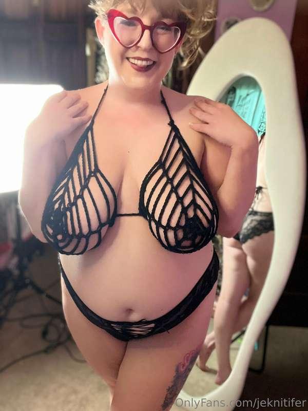 I’m walking in the spiderwebs, leave a message and I’ll call..