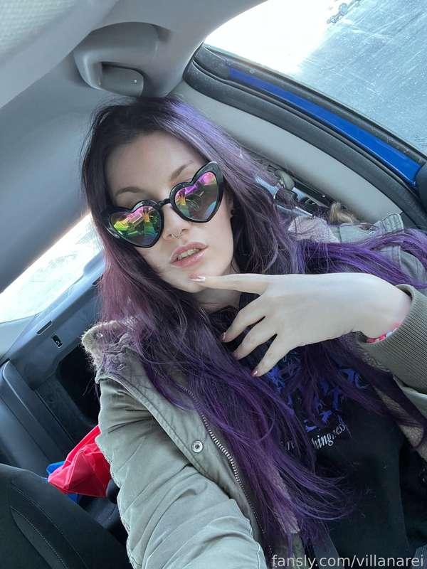 It’s so freaking cold today (-16 🥶), I had to finally break out my winter jacket while running errands today 😩

Send hot beverages/heated blankets/hot baths asap 🥺

#fyp #purplehair #alternative #goth