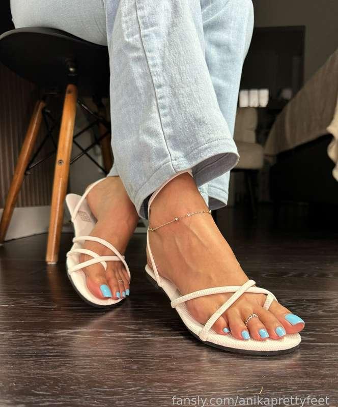 anikaprettyfeet_ image #33