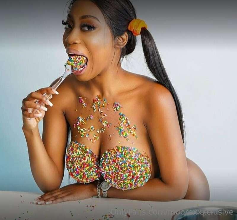 My mouth is missing your dick 🍆