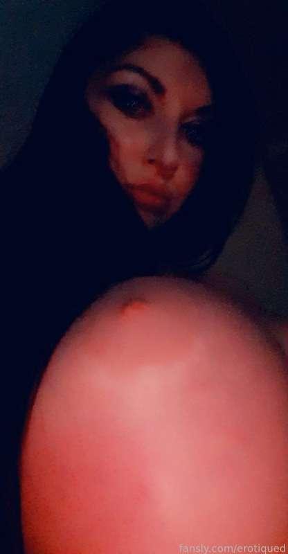 erotiqued image #28