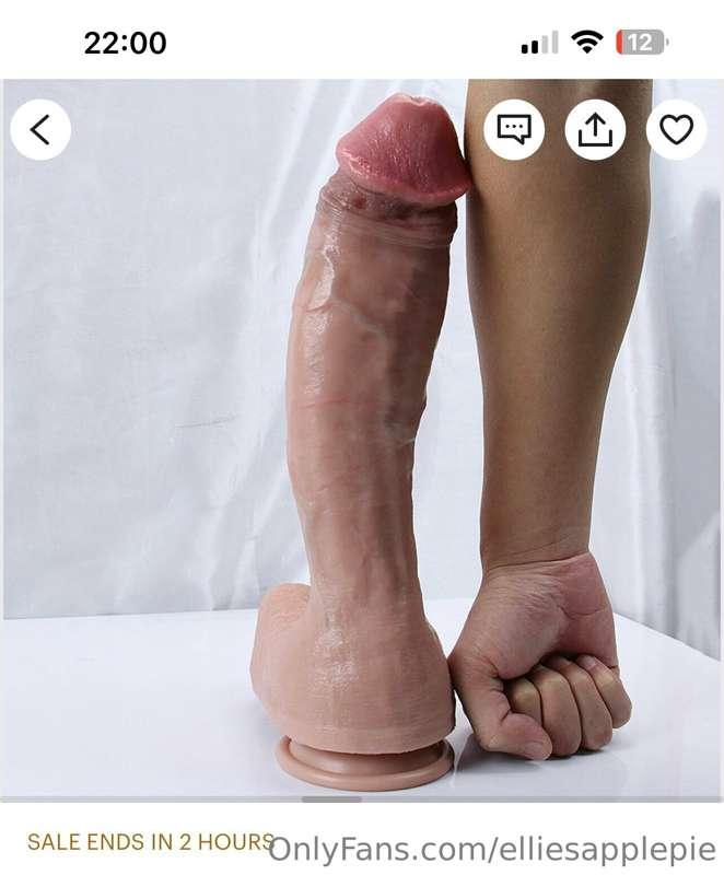 **I WANT THIS DILDO**

If you tip me for this I will send yo..