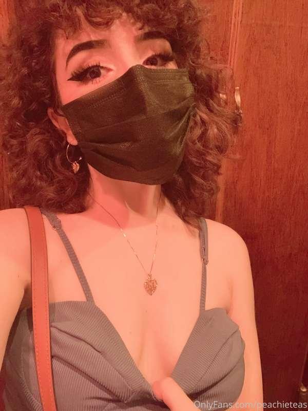 FUN NEWS this is my first time EVER at a bar ( @m4stiff is s..