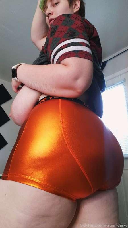 thecurvyprince image #4