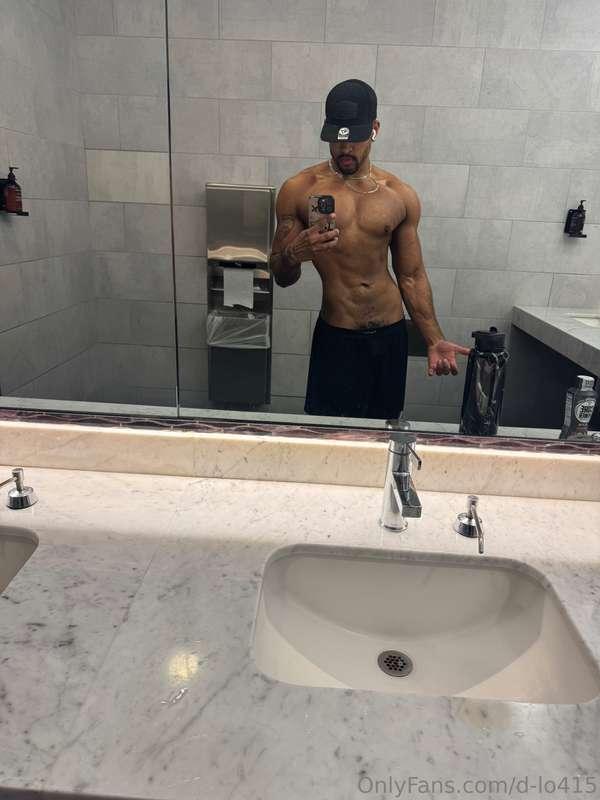 Ever got freaky in a bathroom?🤭