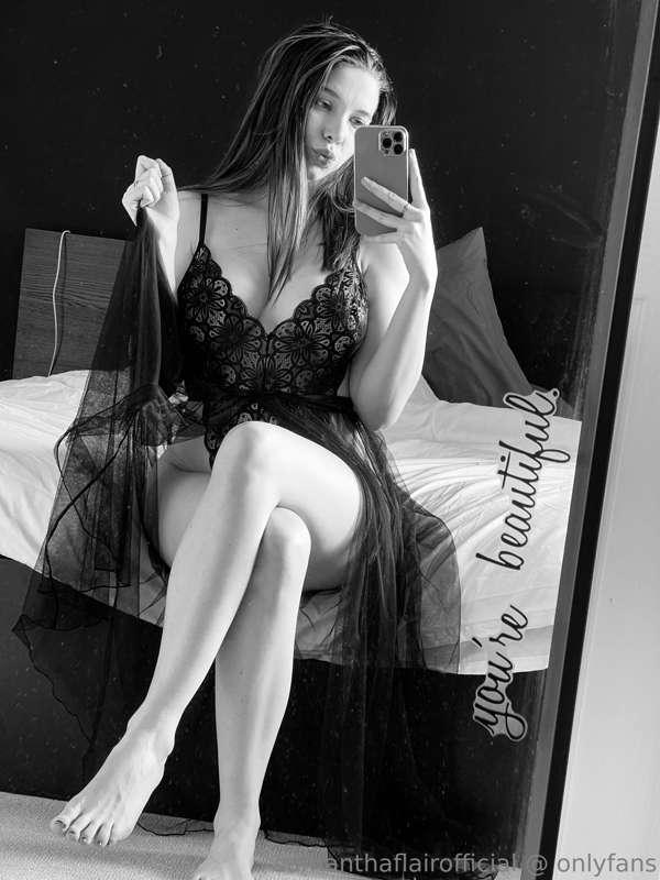 samanthaflairofficial image #4