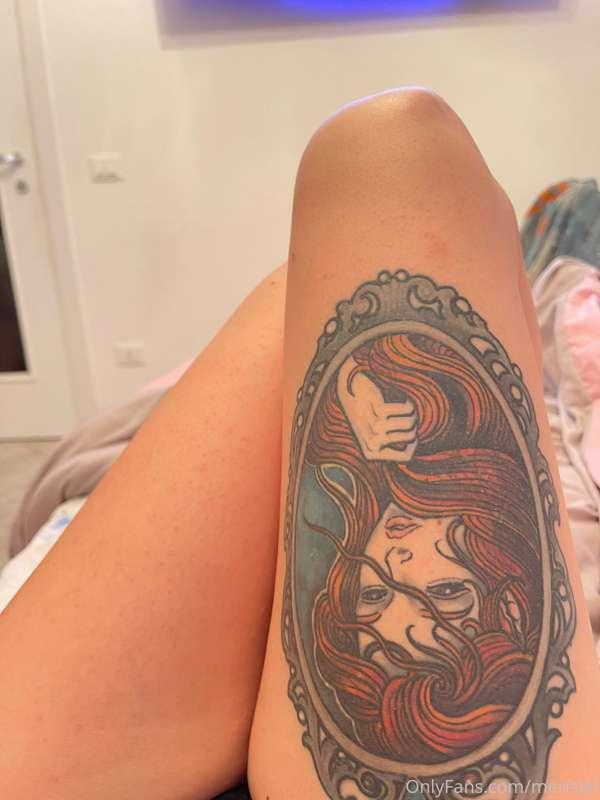 Uno dei miei pochi tattoo 😍 Vi piaccio cosi o mi vorreste pi..