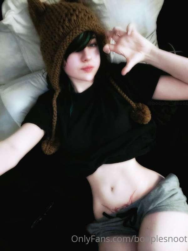 new cosplay soon…. >:3 heheheheheheeeeee