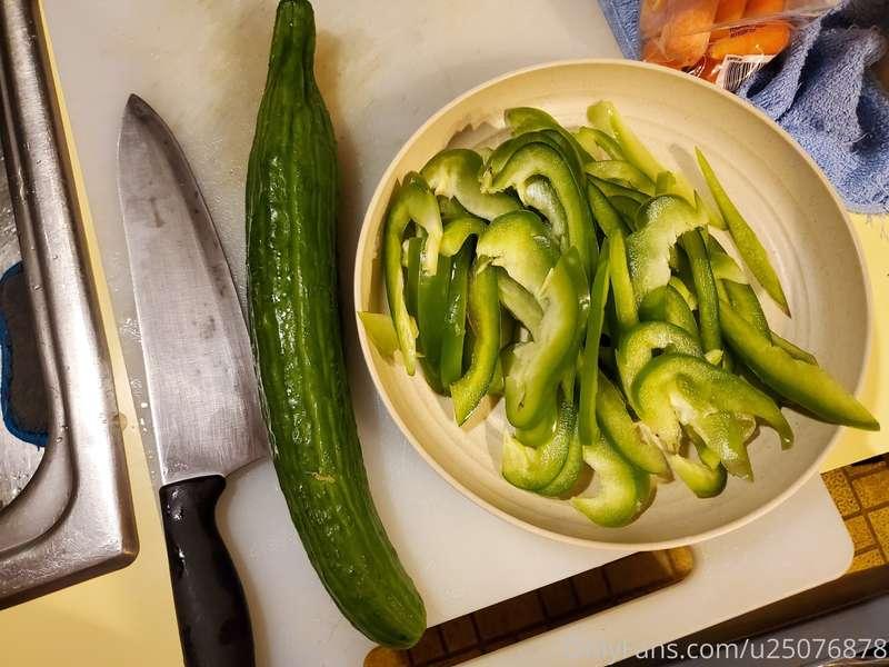 Cucumber, Shitake + Seafood Mushrooms Stirfry and Spaghetti ..