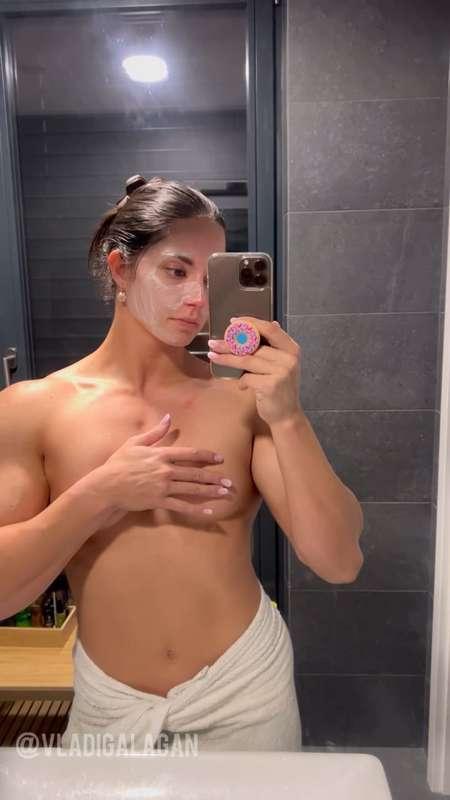 Time for my beauty routine 🤤