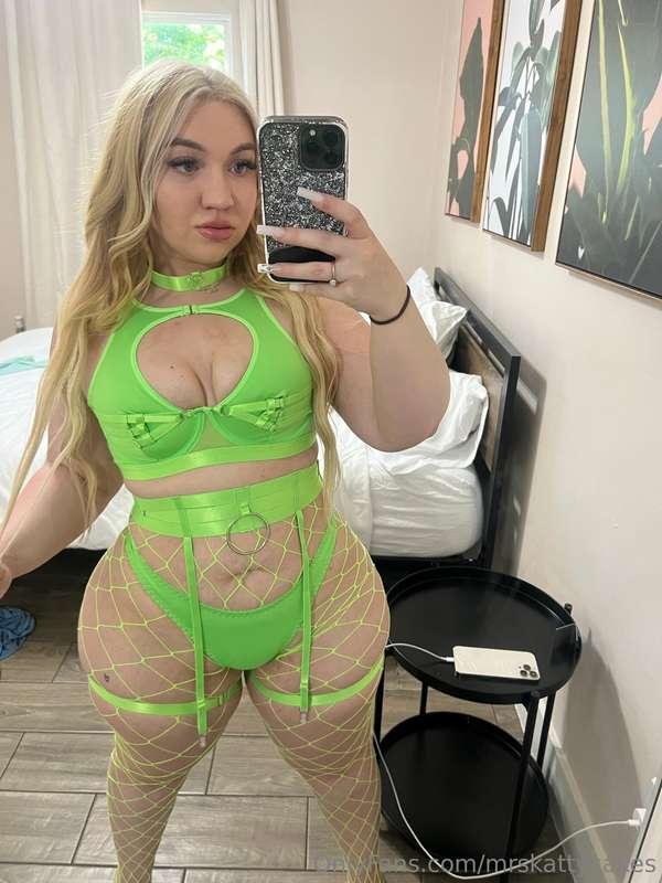 Am I sexy enough for you? 
