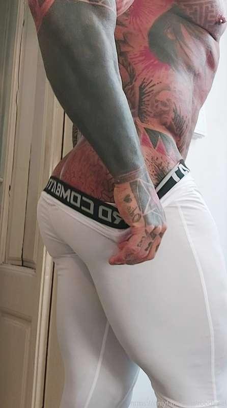 Sorry to keep you waiting..tonight new free video of my new ..