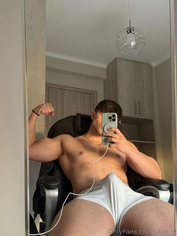 1❤️= Take the seat