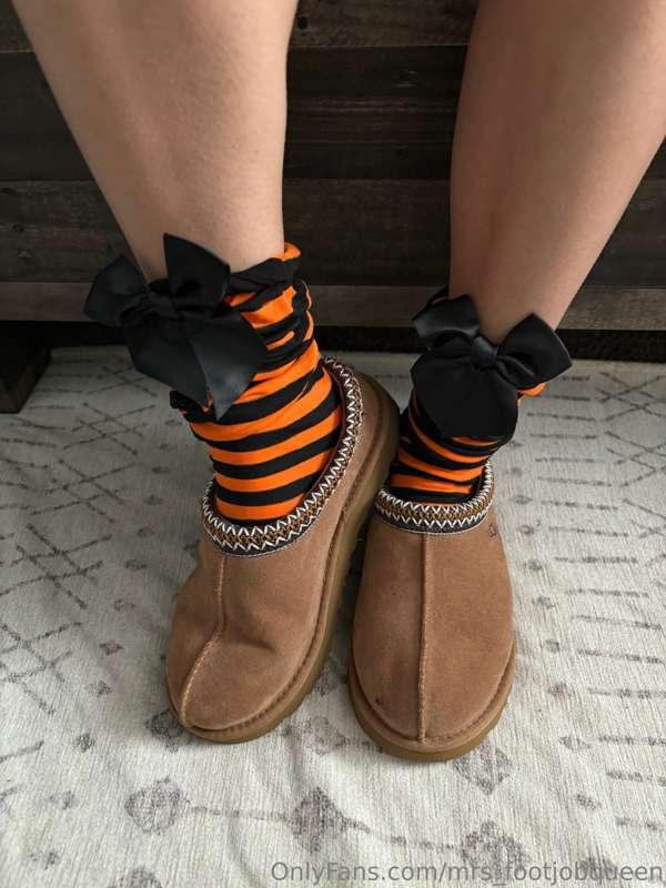 mrs_footjobqueen image #11