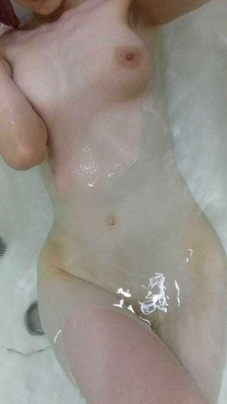 This bath is big enough for 2...