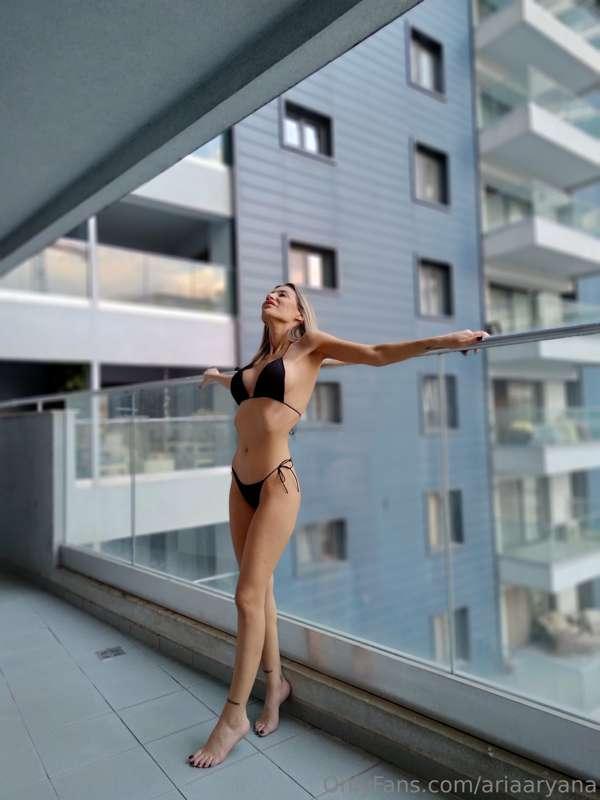 If i were your neighbor, what would You do to me? 😜💦