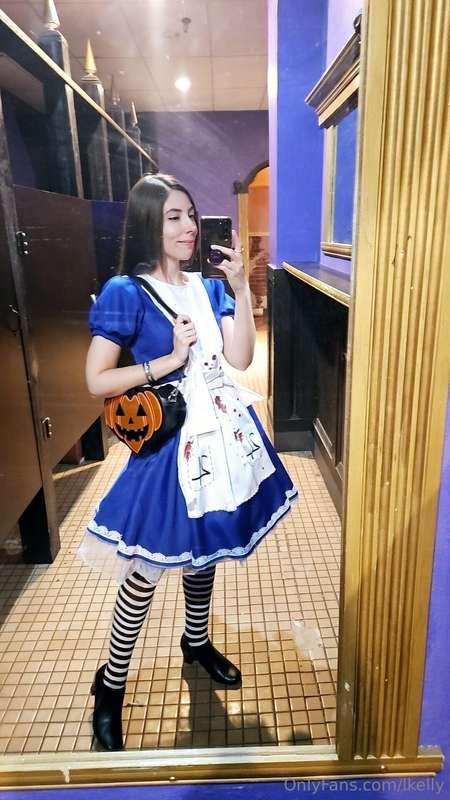 I am so sad October is over! I had such a fun Halloween and ..