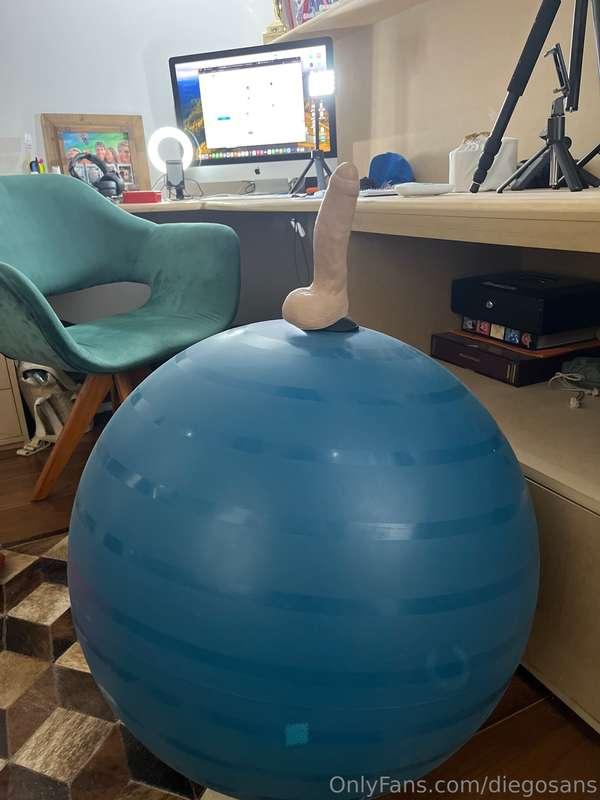 Here I was lacking imagination… spoiler alert for next dildo..