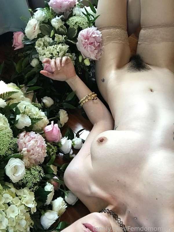 femdomommy image #0