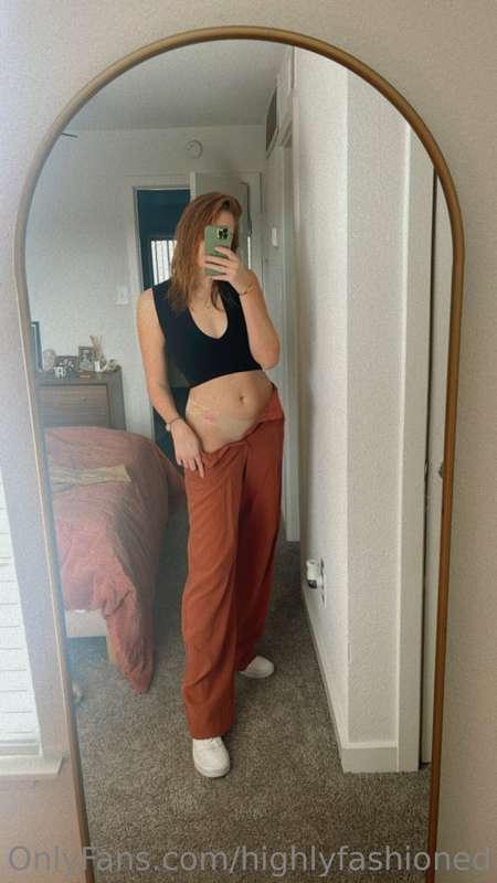 I haven’t had a full length mirror in month. So happy! Shoul..