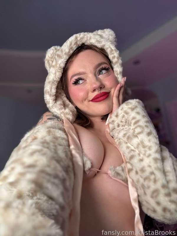 do I look like the girl you`d wanna kiss? 💚




#redlips #cute #kawaii #petplay #egirl #altgirl #smalltits #sweet #waifu