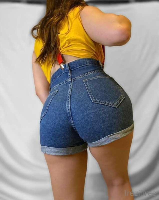 I love a bit of misty cosplay