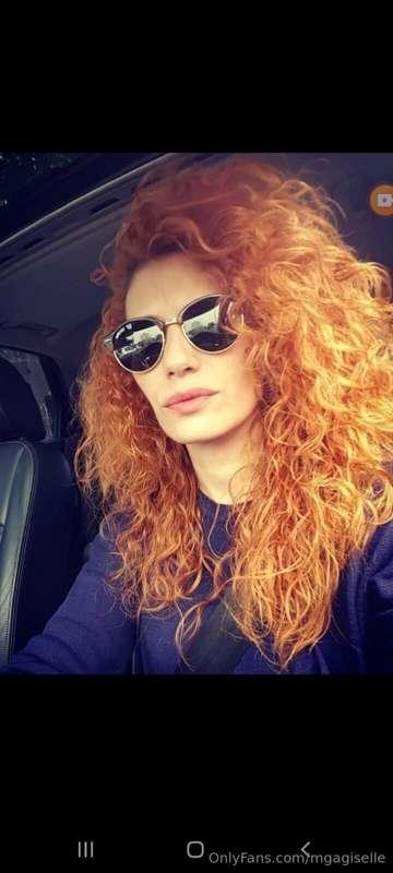 # hottest redhead you'll ever see on your blue page @juliare..