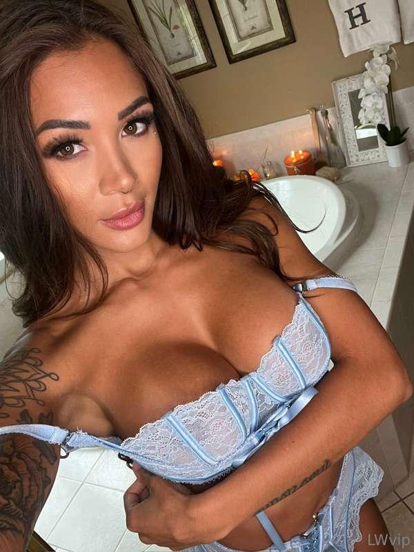 Let's take a *bubble bath* together, baby💦🛁