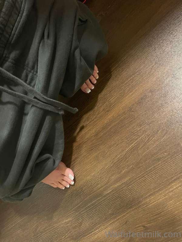 waifufeetmilk image #0