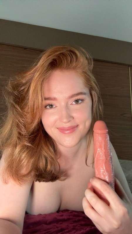 Do you want me to show you what I can do with this? 😏🍆