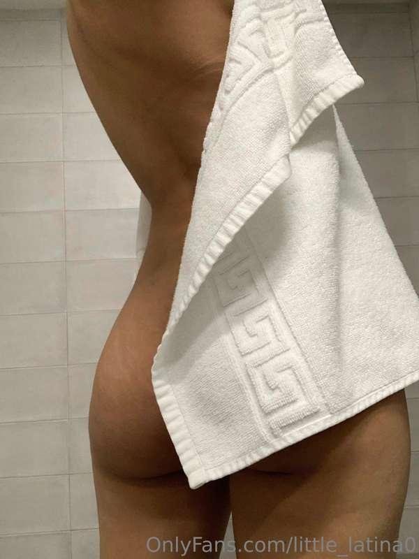 Should I drop the towel 🤭