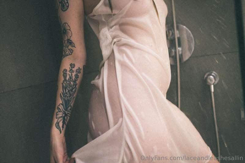 laceandleashesallin image #0