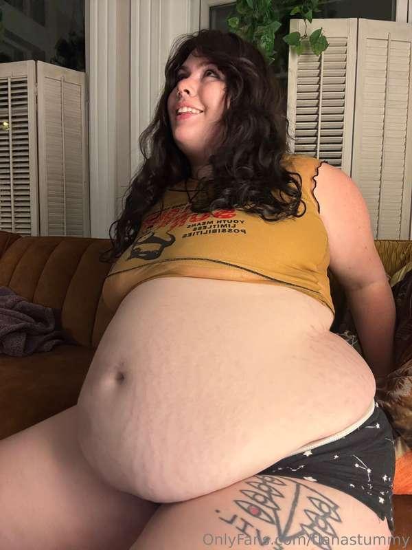 tianastummy image #1