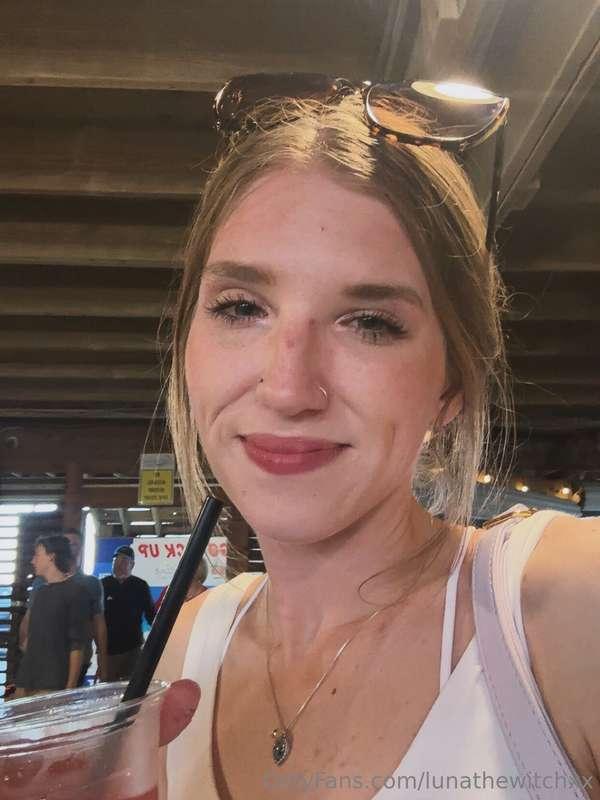 It’s my birthday 💗 any guesses where I went? 🎂 