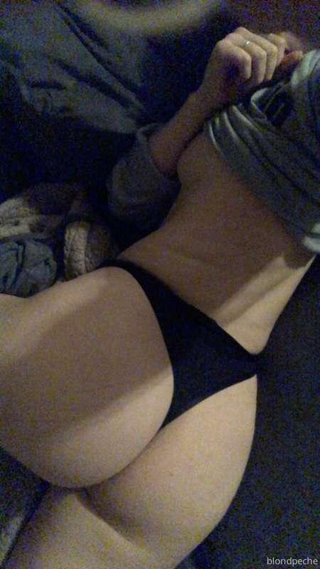 is anyone here interested in buying my used panties?😏💘 I thi..