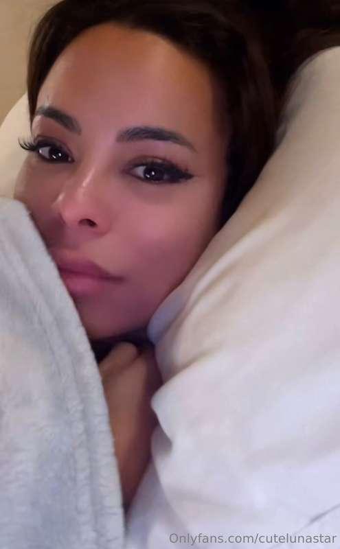 I need someone to tuck me in. U busy? 