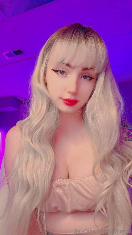 I took some pics before I streamed the other night & the ent..