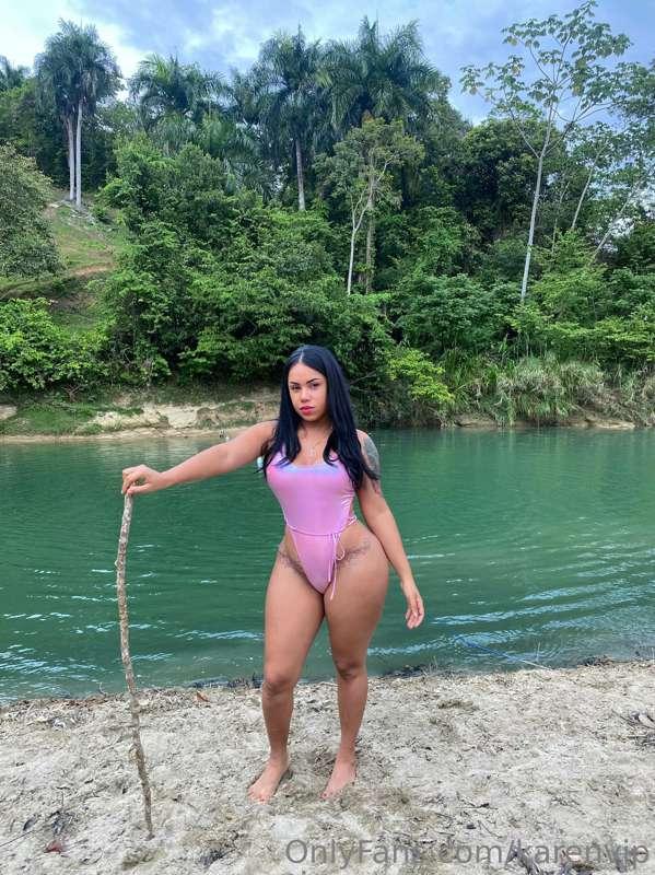Love I just came from the river very horny I'm online love l..