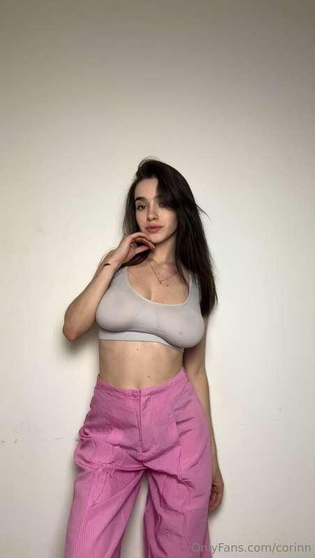 what's your reaction to this photo? 😋