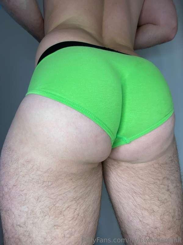 myownsecretalt image #2